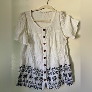 Mine button up Peasant style blouse